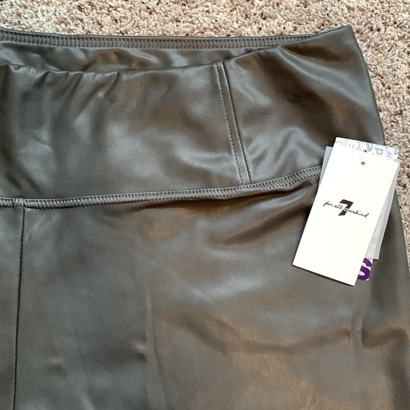 7 for Mankind Skinny Faux Leather - Picture 2 of 9